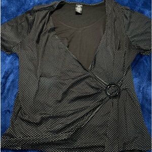 Women’s size 2X (18-20W) black top with white polka dots